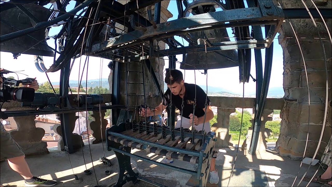 Le campane di Bergamo (Loc. Borgo Pignolo) - Allegrezze