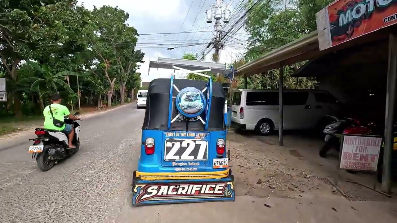 Czy da się zjeść coś dobrego na Filipinach? Lechon w Panglao