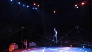 Christian Salinas / Cable Flojo