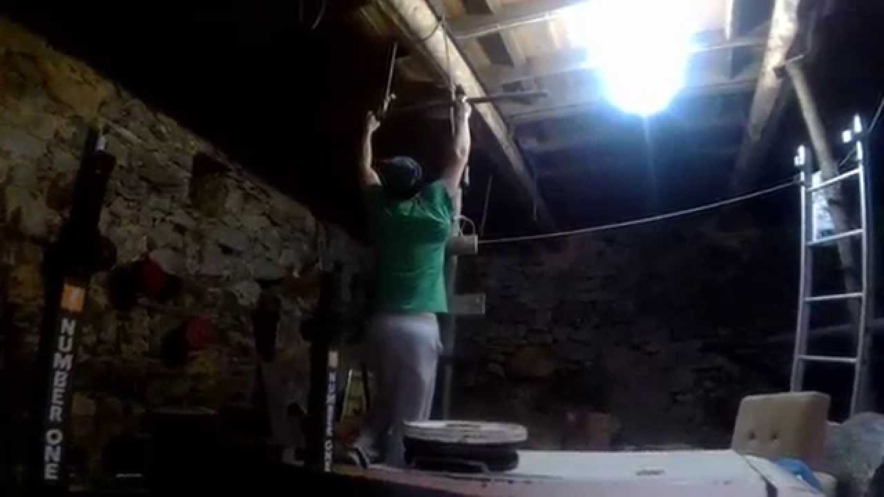 GOT GRIP? 8 Middle Finger Pull Ups!