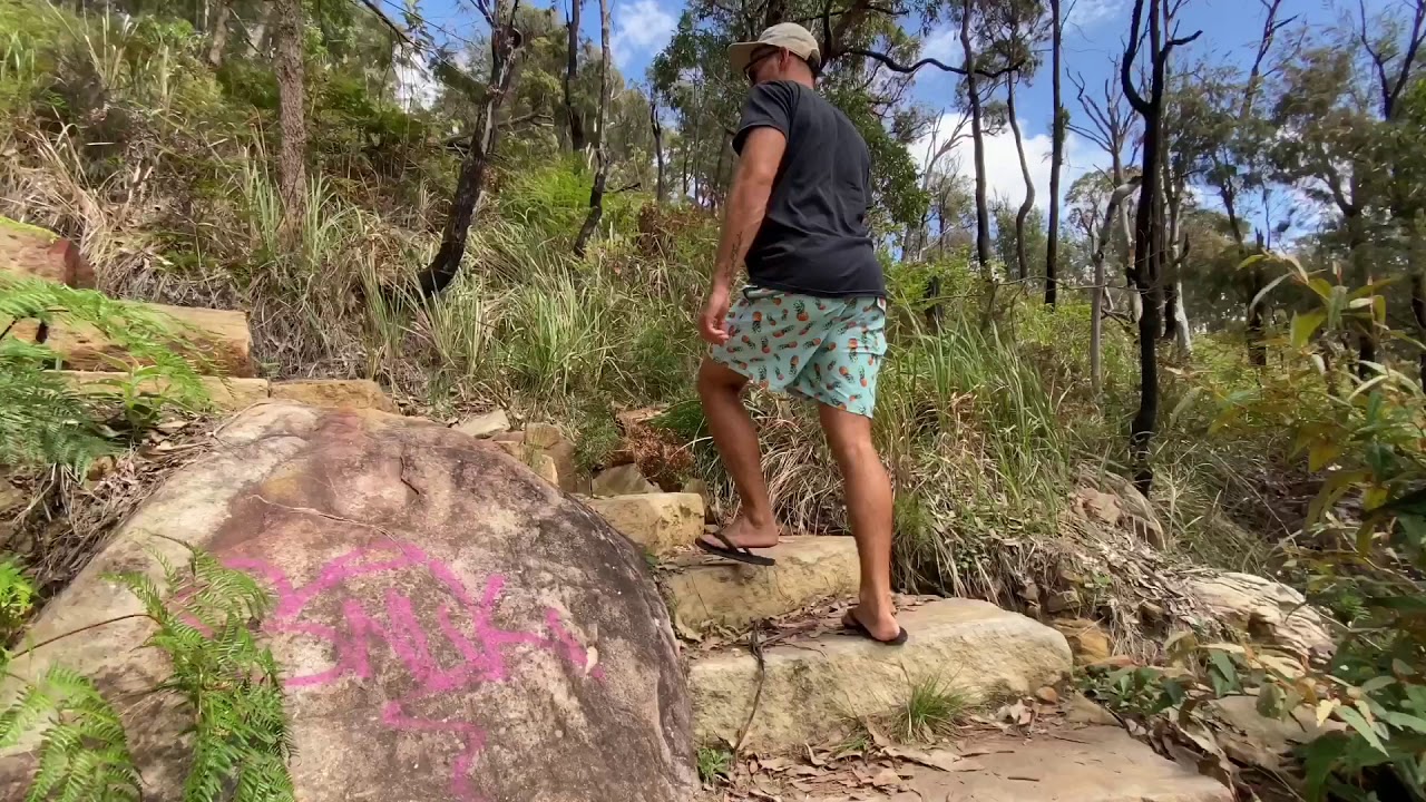 Resolute beach track