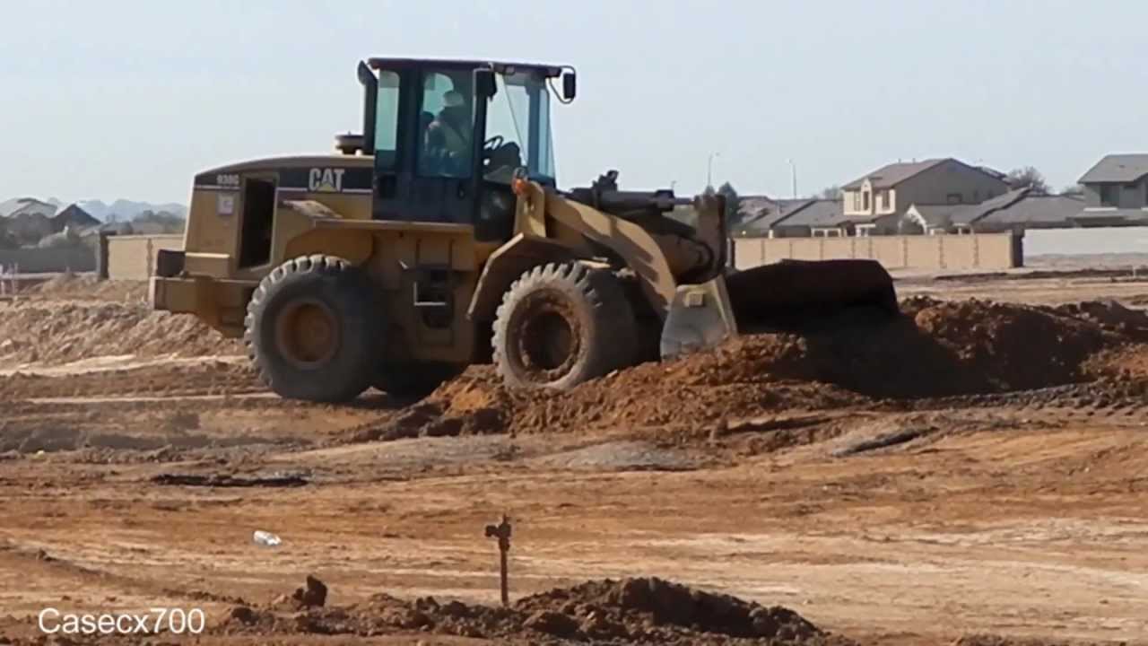 CAT 938G Wheel Loader Backfilling - YouTube