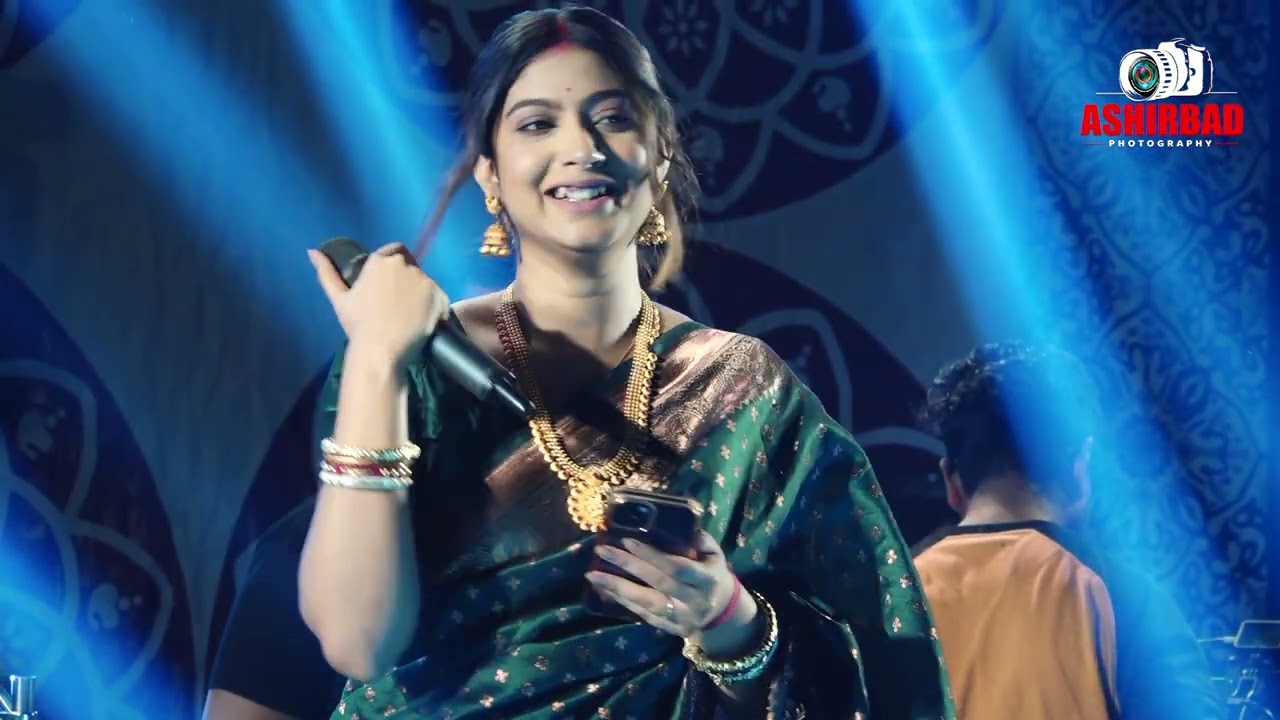 হরগৌরি পাইস হোটেলের নায়িকা ঐসানি | Horogouri Pice Hotel Oishani (Suvosmita Mukherjee) Stage Program