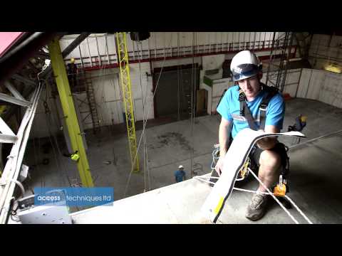 Rigging wide Y hang with 90 degree edge protection. Access Techniques Ltd