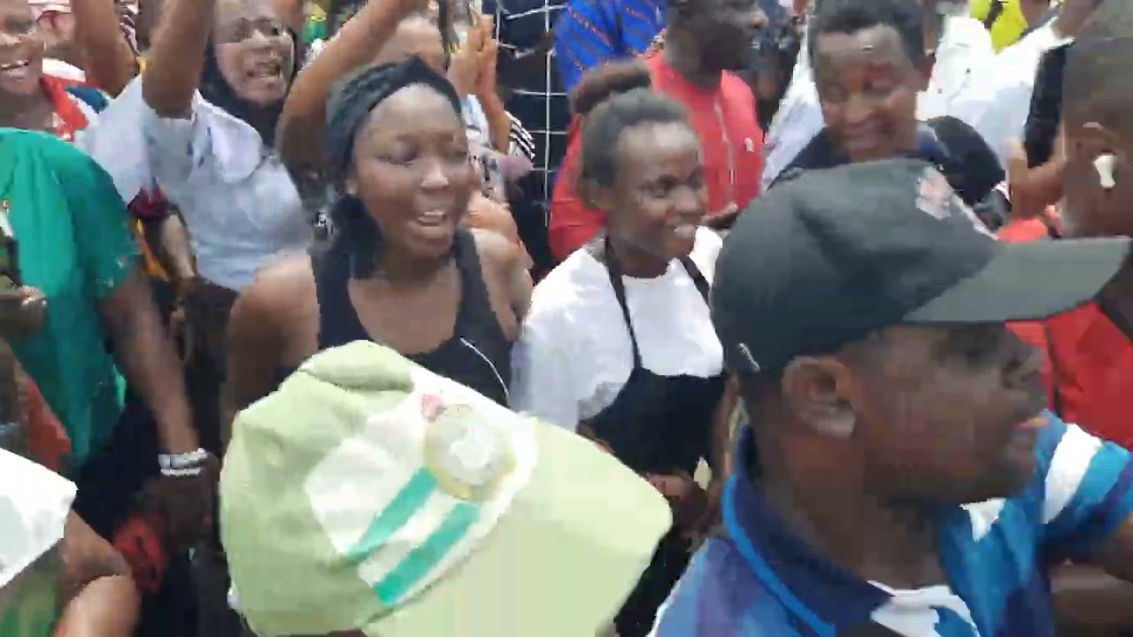 ABA TODAY: UNPRESIDENTED CROWD WELCOME GOV OTTI AT OVOM ROAD #aba #Alex Otti #vlog #update