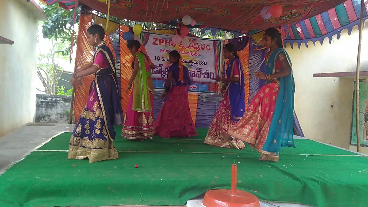SSC Students Farewell Programme 2020 Dance by 9th Class Students - YouTube