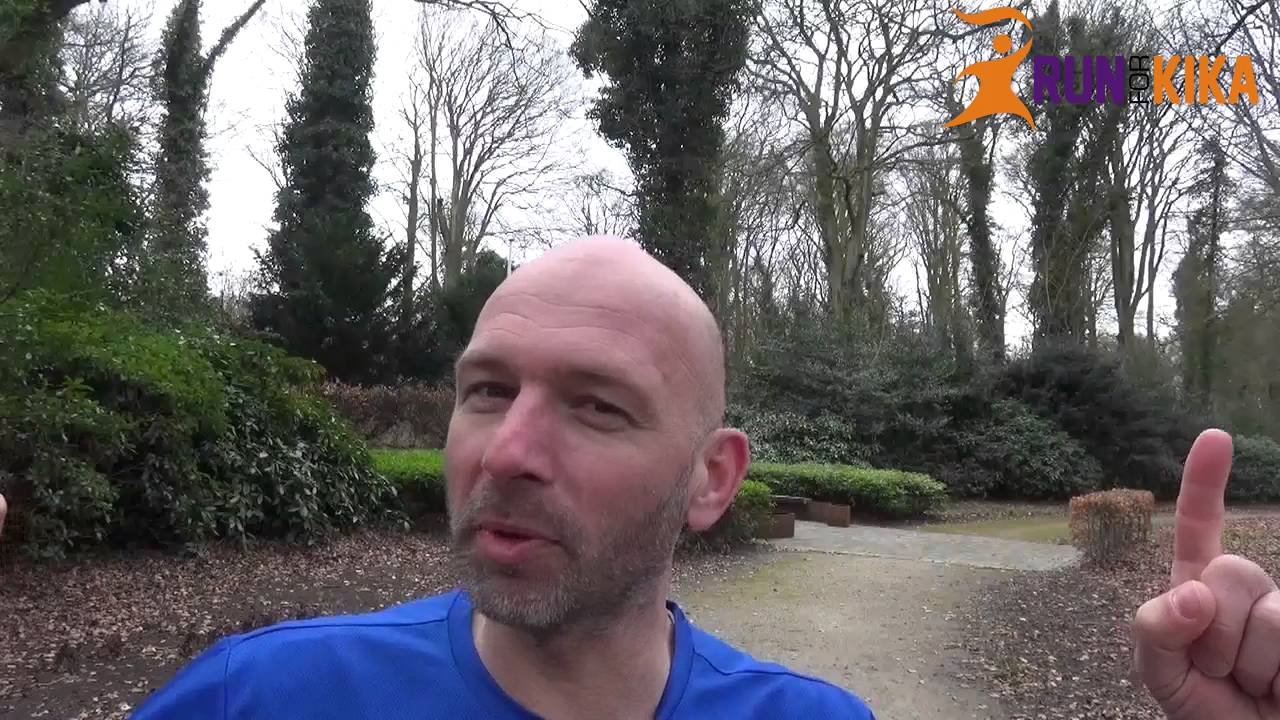 Videosnacks: 10 vragen aan Erik Runs 4 Kika Berlijn Marathon 2016
