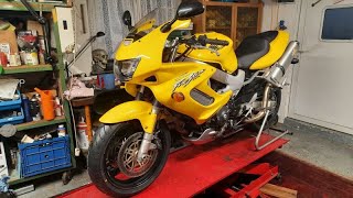 2005 Honda VTR1000F Firestorm build - first start after 16 years in barn DOPPELWUMMS !!