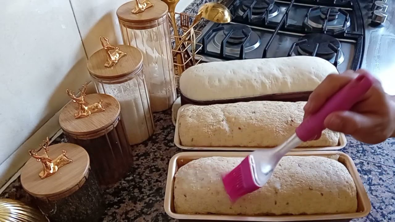 روتين نهار الاحد الطوست بالخميرة بلديةوالدقيق القمح خبز الدار بلالذليك وكيكة الفينو  معلكة ولذيذة