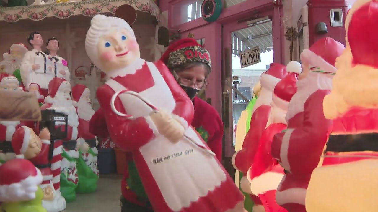 From Santas to glowing nativity scenes, antique shop gives classic Christmas decorations new life