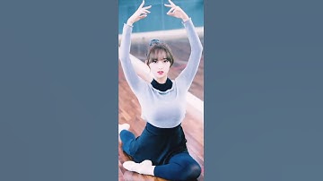 beautiful ballerina Cheng xiao in The Swan Club 💕💞#chengxiao #kpop #fallingintoyoursmile #wjsn 🎶💜