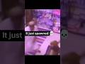 He didn't expect it 😂 #memes #funny #jumpscare #eeuu