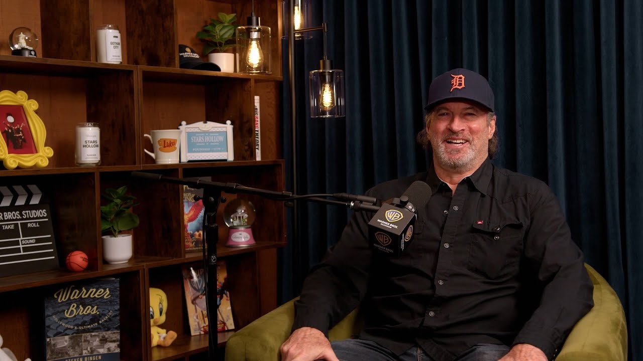 Скотт Паттерсон раскрывает Рори своего любимого парня | Девочки Гилмор