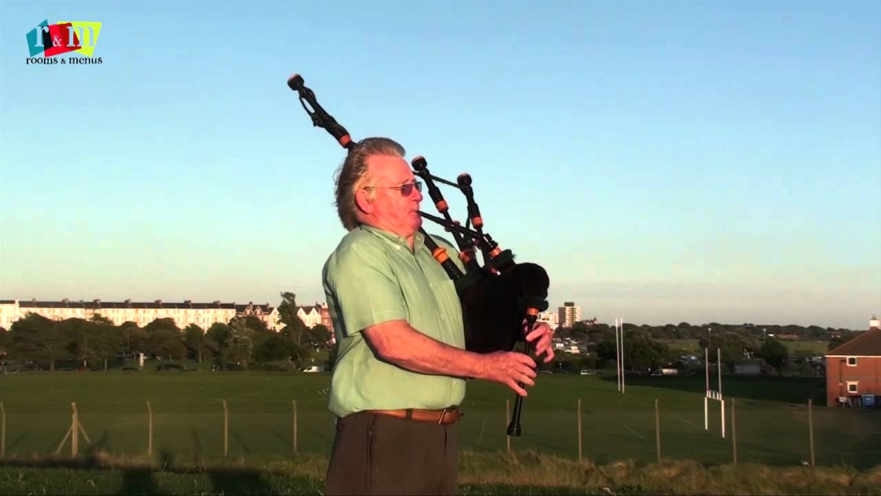 Relaxing Bagpipe Music by Rooms and Menus YouTube