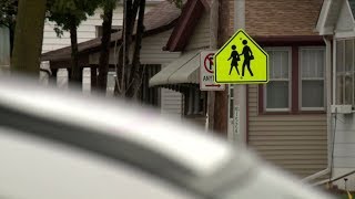 Stranger approached girl in West Allis