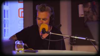 Greg Holden - Boys In The Street Acoustic Radio Performance