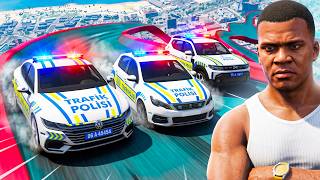 Frankli̇n Türk Poli̇s Arabalari İle Parkurda Gta 5 Mods