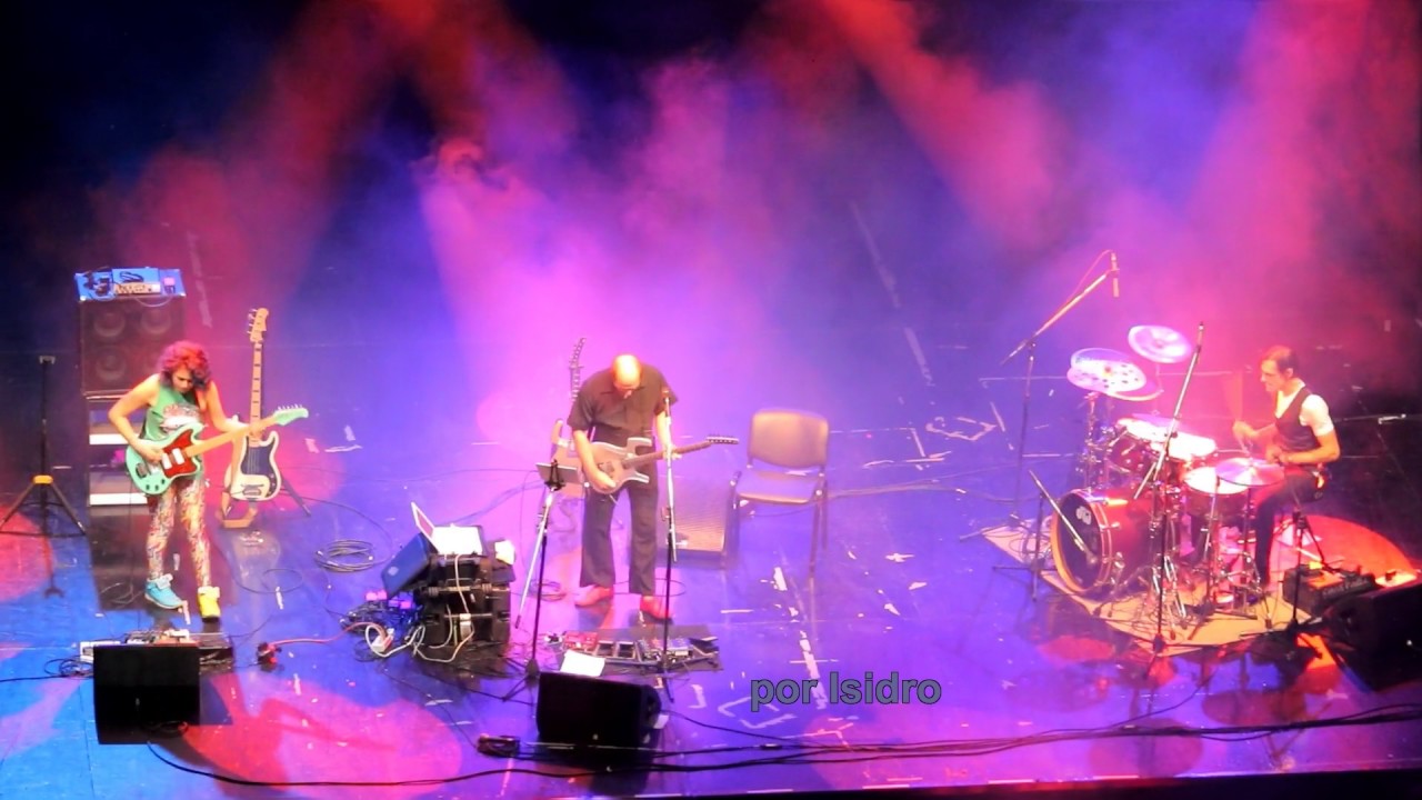 Adrian Belew - 2016/11/21 - Argentina High Audio Quality - 04 - The Lone Rhinoceros