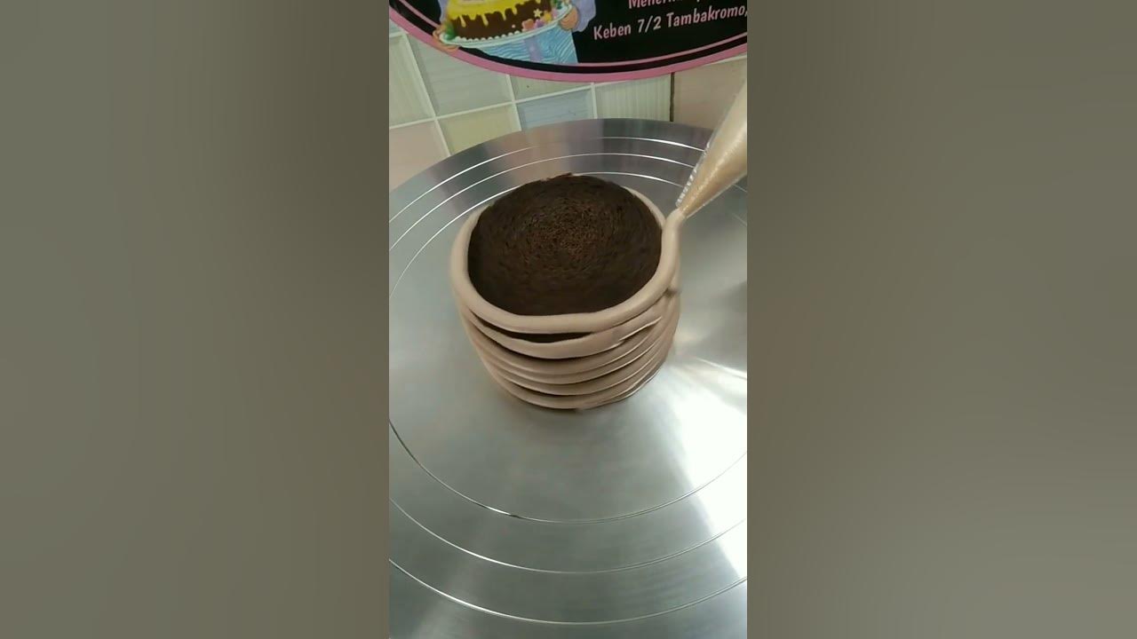 tutorial menghias kue tart bagi pemula #kuetart #menghiaskuetart #dekorkue