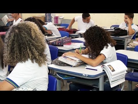 Ensino integral: os argumentos do Sintese e da SEED