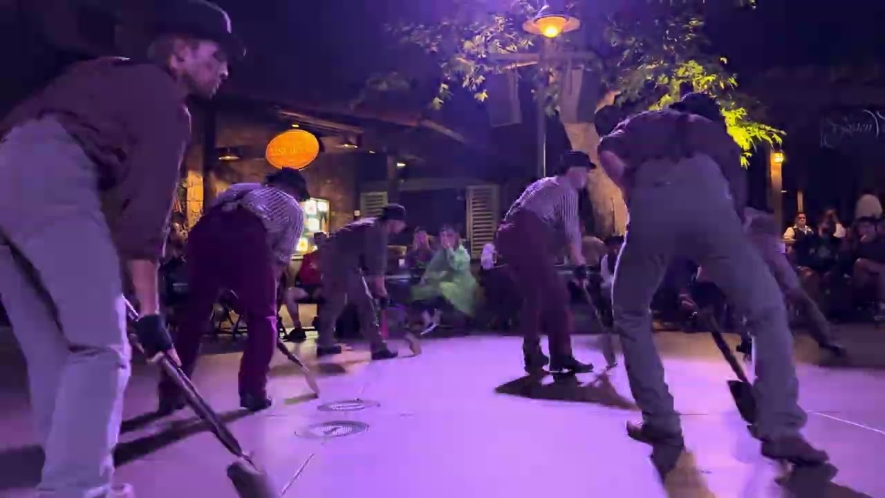 September 30, 2025 Frightfully Fun Parade 10 PM Showing