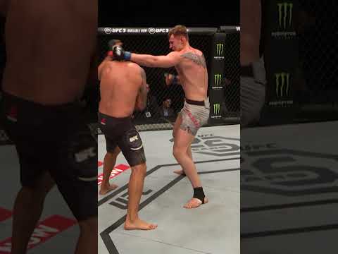 Volkov switched his lights off💡 #ufc328