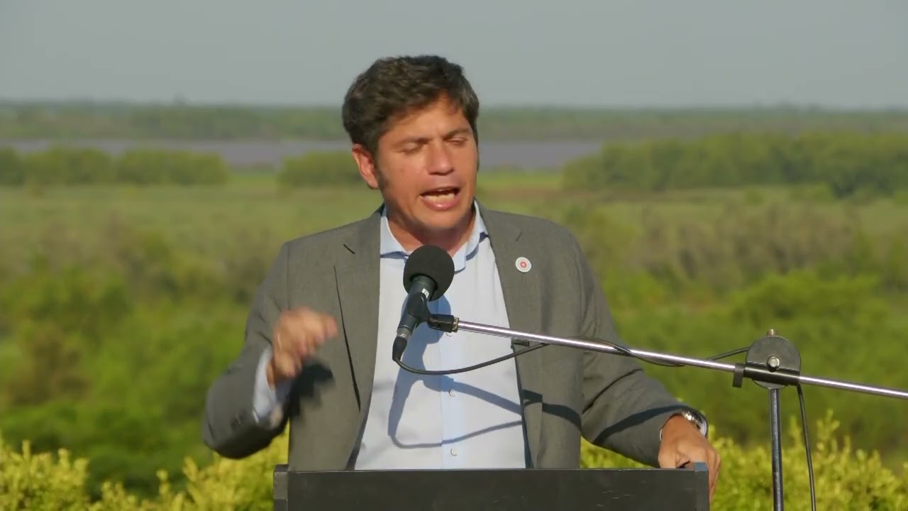 Conferencia de Kicillof en San Pedro