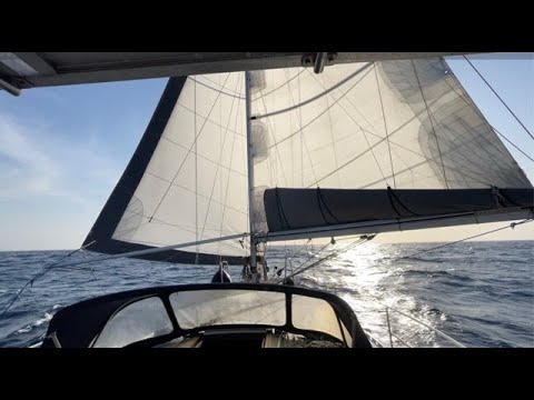 ⁣Solo Atlantic crossing | Wing on winging it | Daily vlog #9