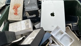 😜 Great! i Found old ipad in trash!! || How To Restore Destroyed Phone