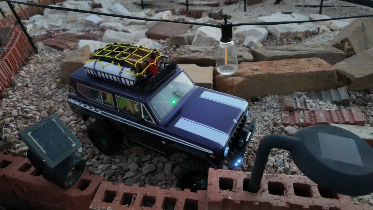 Просто дурачусь.