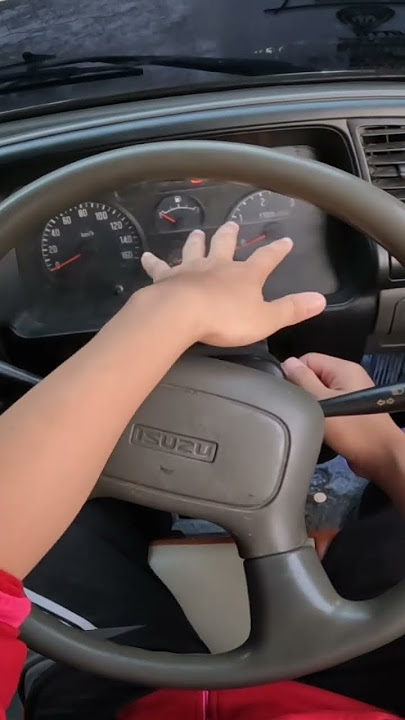 How to Start an Elf Car Engine