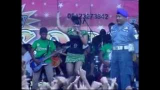 Dangdut New Cobra 2012 - Bangku Tua jadi saksi