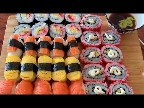 Video: Yuav Ua Li Cas Kom Yooj Yim Ua Cov Khaub Noom Sushi Hauv Tsev