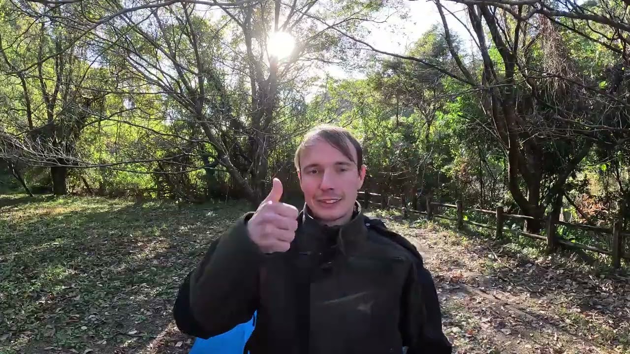 Тихий кемпинг в Японии – бесплатные кемпинги, неспешная установка палаток и бургеры.