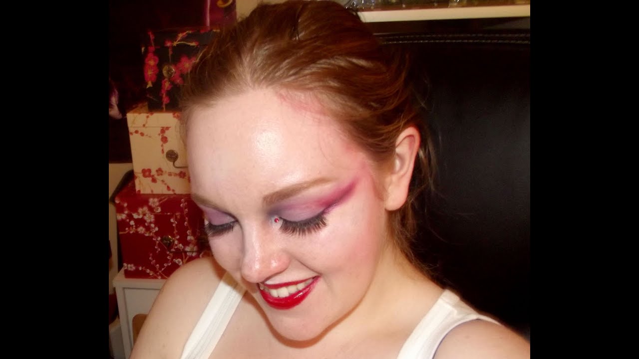 Dramatic Editorial Make Up