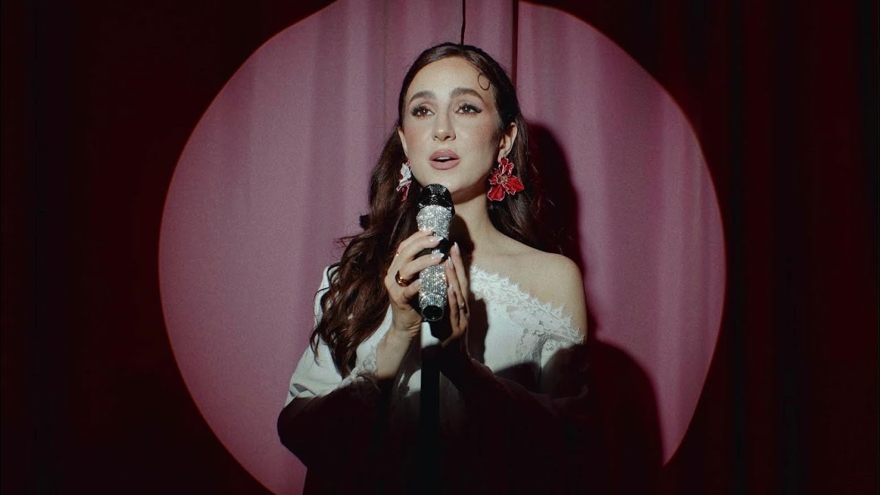 Watch Elif Sima - Kaybolsam x Anfang (Live Performance Video) on YouTube Watch Elif Sima - Kaybolsam x Anfang (Live Performance Video) on YouTube