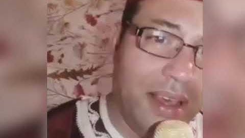 القارئ عاطف عبد الله