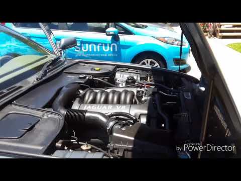 Jaguar XJ8 Thermostat Housing Replacement
