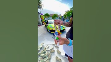 6ix9ine flexes 7 houses worth of watches 💸