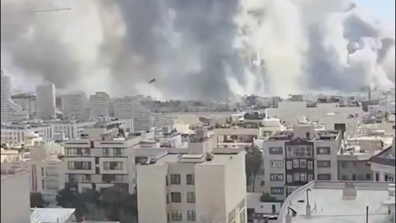 Иран обратился к миру мы защищаем свои дома бьют по школам больницам 