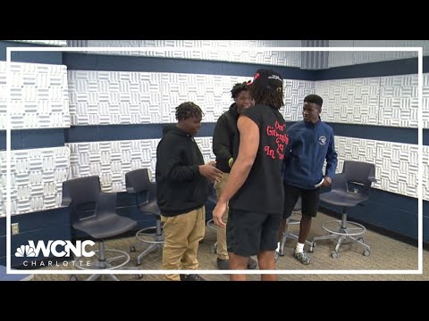 NFL player visits Rock Hill middle school