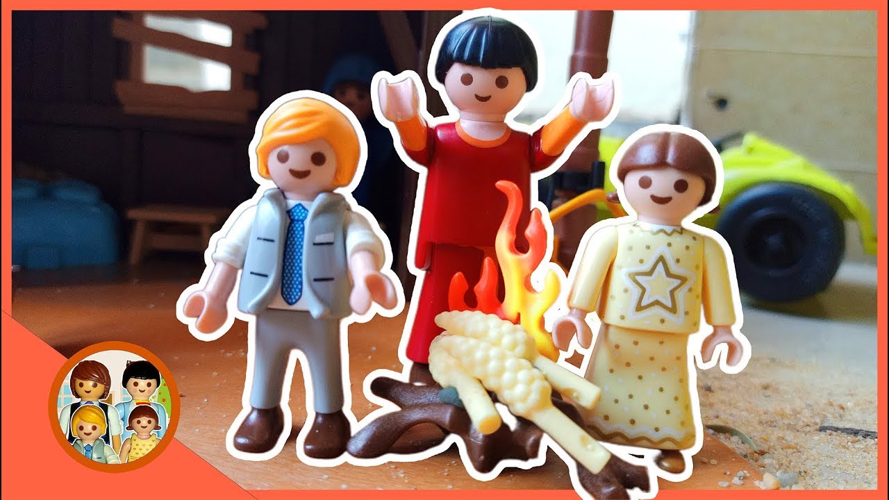 اول يوم سولي وشيراز في الحياة البدوية 👍 _ عائلة احمد و زينة _ play mobil