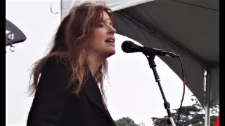 Download Lagu The Bangles - 'Between The Two' August 30, 2003 MP3