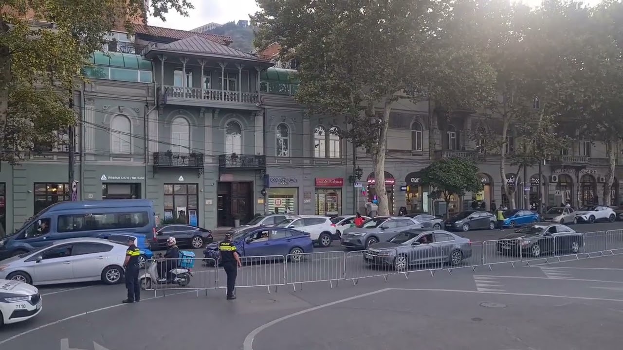 Red Bus Tour Tbilisi Discover. Tbilisi in One Ride  