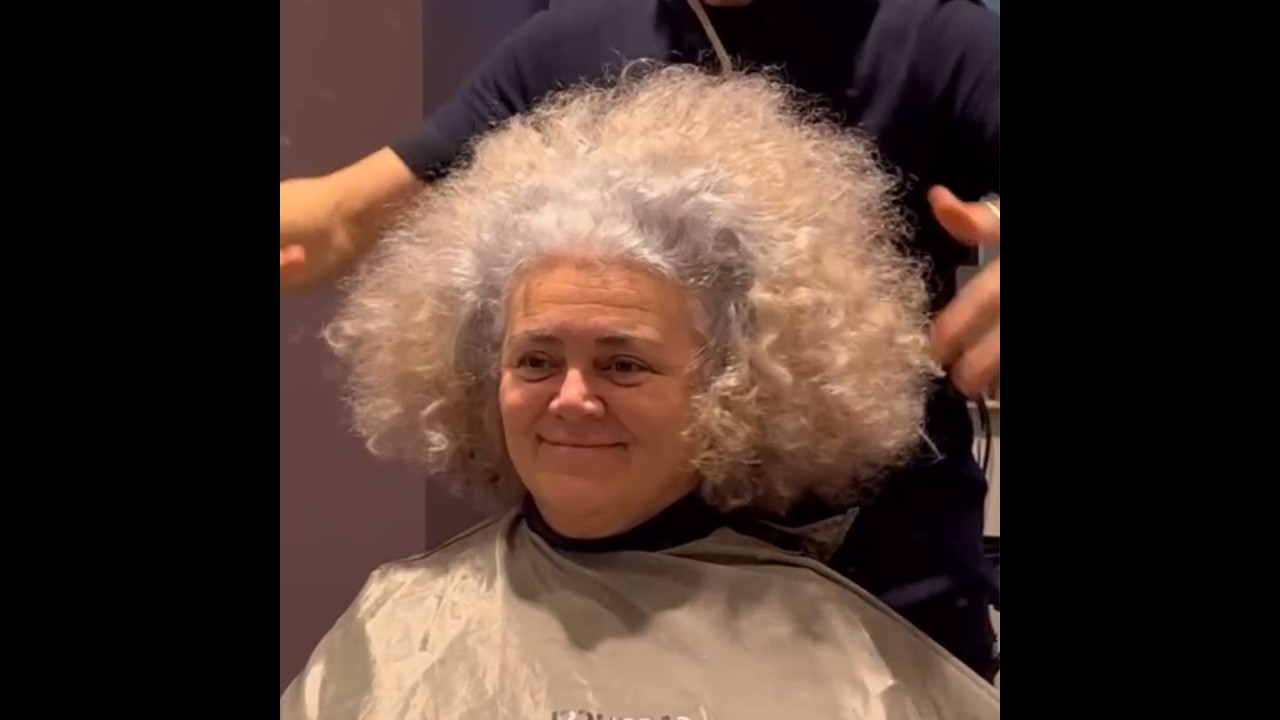 She Just Wanted to Look Younger... But Extreme Hair Transformation Left Her Speechless