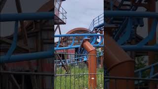 Farmyard Flyer Roller Coaster Ride At Paultons Park  #themepark