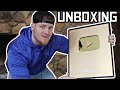 Unboxing the Gold Play Button for 1,000,000 Subscribers + GIVEAWAY