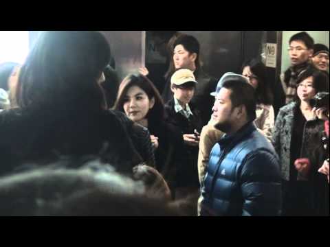 2011.12.2 蘇打綠台北簽唱會 part2