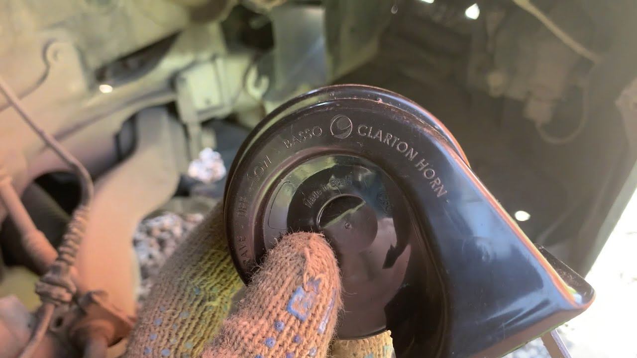 Ремонт клаксона BMW F10. 2-я часть. Замена звукового сигнала низкого ...