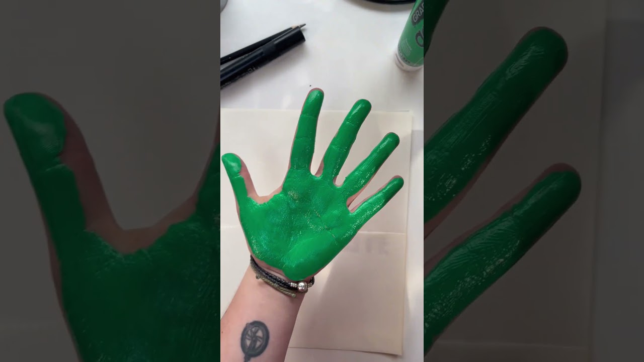 Lucky Clover - Meillion Lwcus - Welsh bilingual learning opportunity